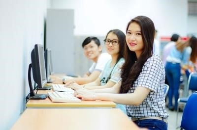 Bạn có thể tải về miễn phí kho tài liệu học tiếng Anh.